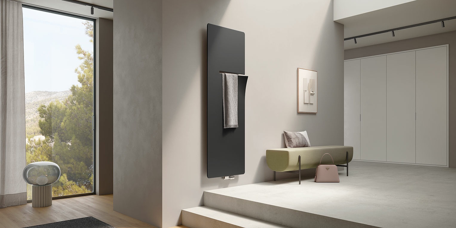 Ineo bathroom and home radiator in the left-hand version, colour Onyx in the entrance